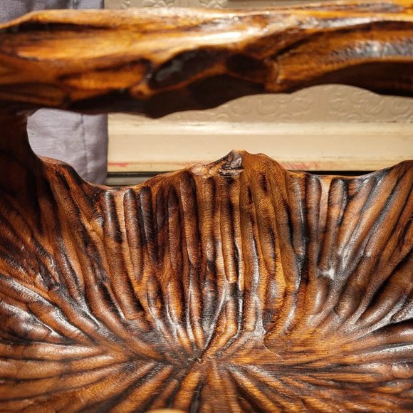 Beautiful Wood Basket! Unique and lovely- Artisan Hand Crafted - Picture 6 of 7